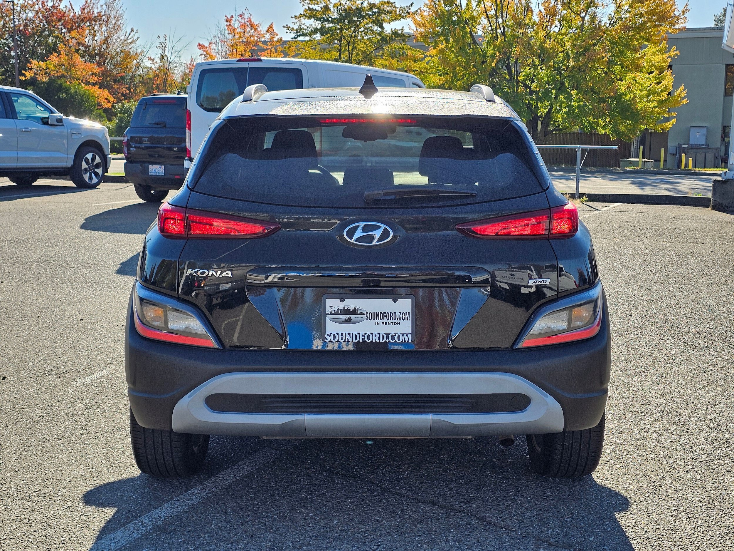 Used 2022 Hyundai Kona SEL w/ Cargo Package AWD/4WD image 6
