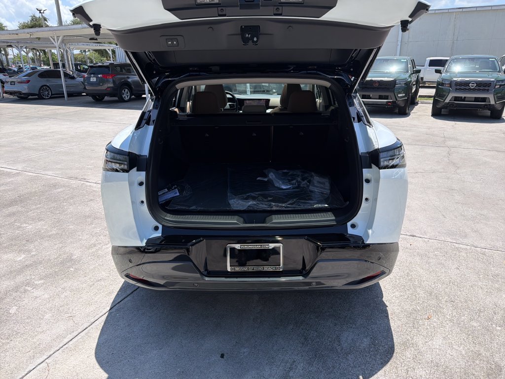 New 2026 Nissan Murano Platinum w/ Cargo Package AWD/4WD image 33