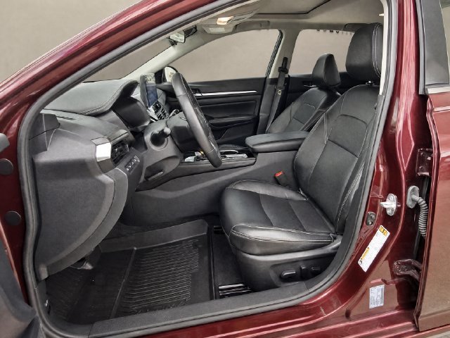 Used 2024 Nissan Altima 2.5 SL FWD image 13