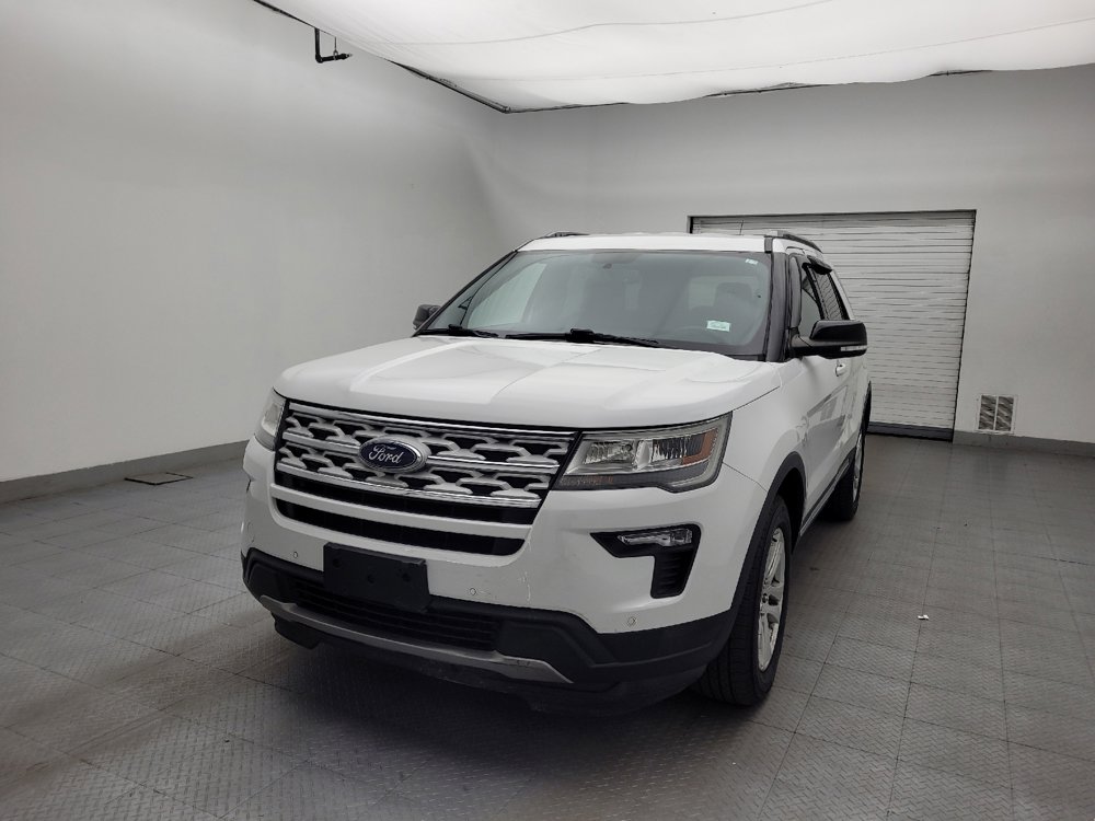 Used 2018 Ford Explorer XLT w/ Equipment Group 202A AWD/4WD image 15