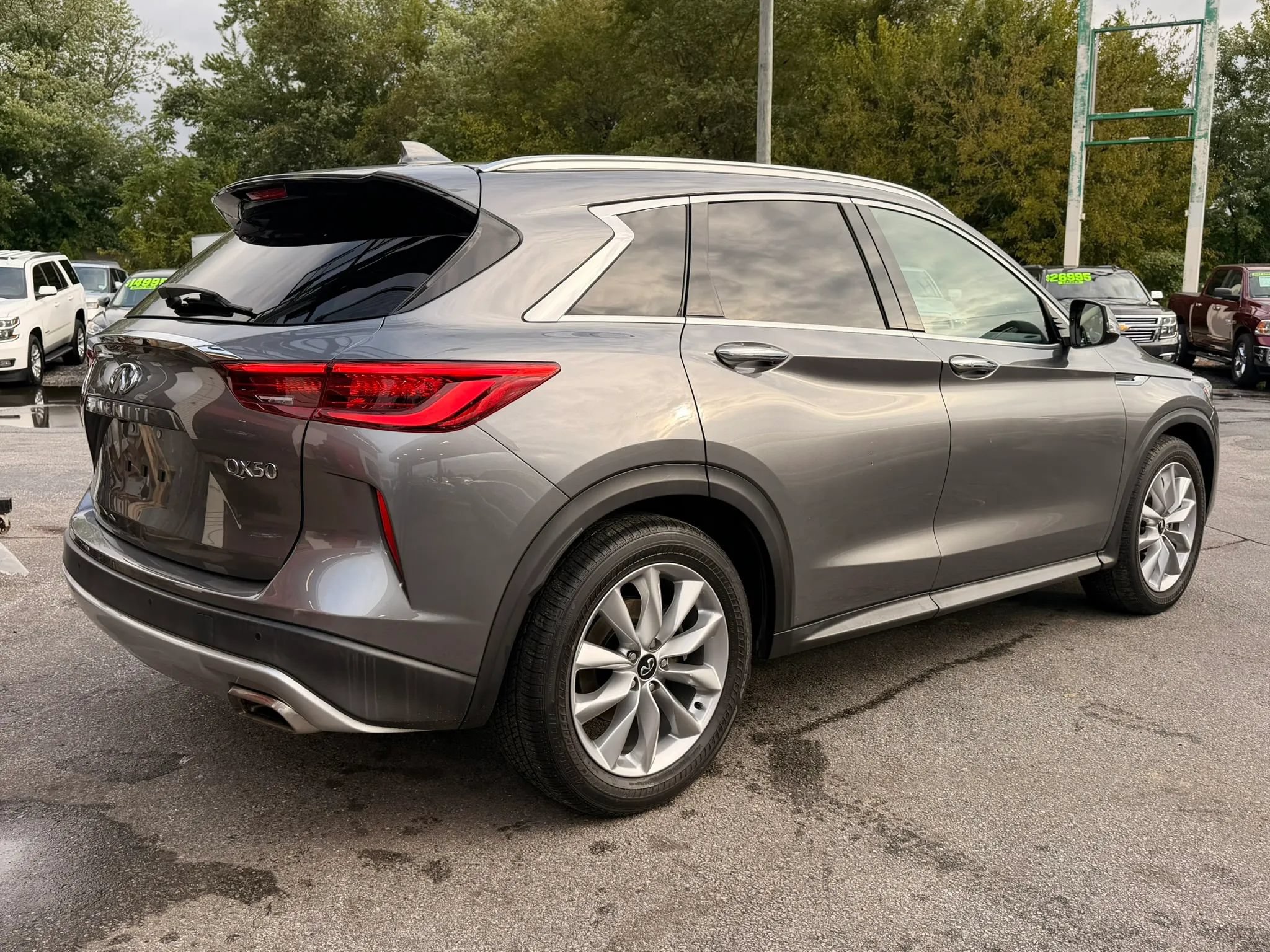 Used 2020 INFINITI QX50 Luxe FWD image 4