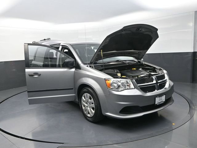 Used 2015 Dodge Grand Caravan American Value Package w/ UConnect Hands-Free Group image 27