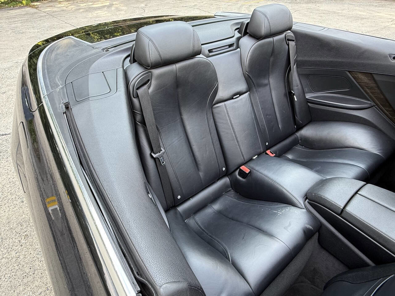 Used 2013 BMW 650i xDrive 650i xDrive AWD 2dr Convertibl w/ Cold Weather Pkg image 22
