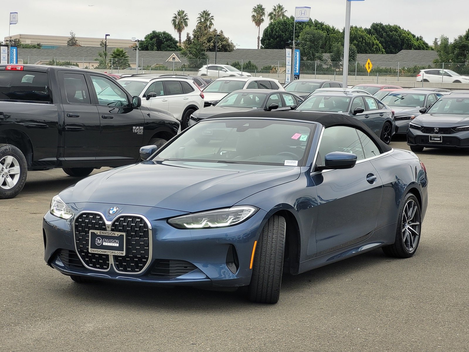 Used 2021 BMW 430i Convertible w/ Premium Package image 7