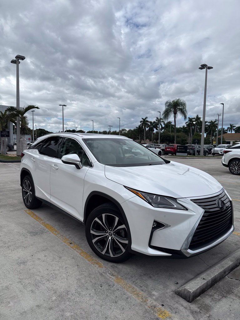 Used 2019 Lexus RX 350 FWD w/ Premium Package image 1