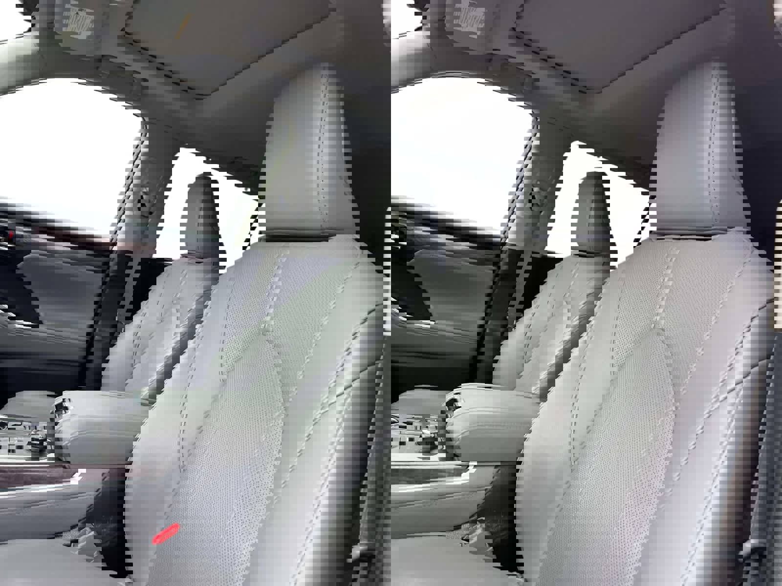 Used 2021 Toyota Highlander Limited image 12