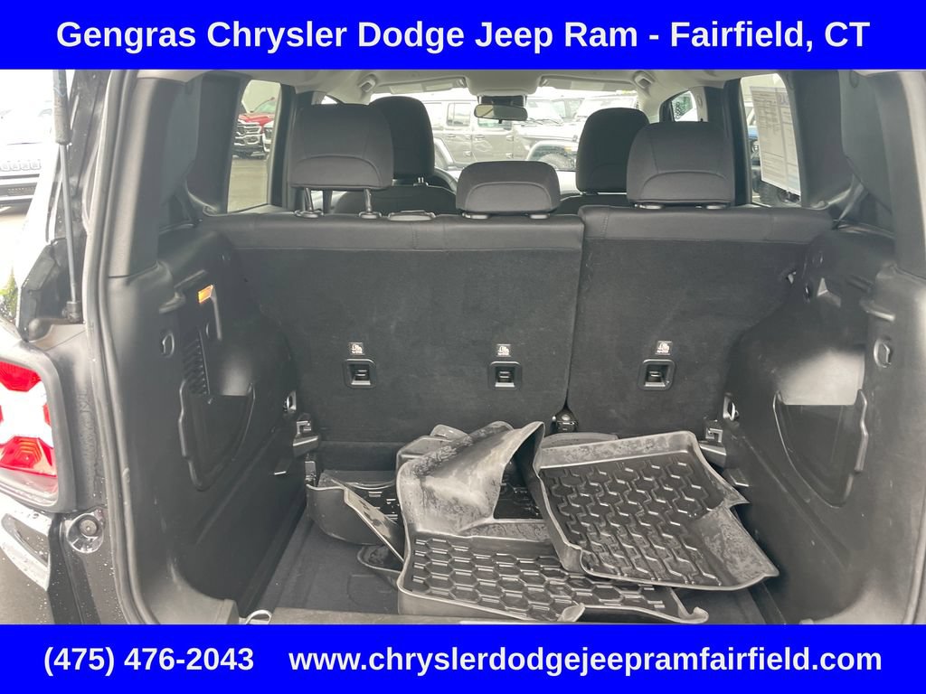 Certified 2021 Jeep Renegade Latitude AWD/4WD image 31