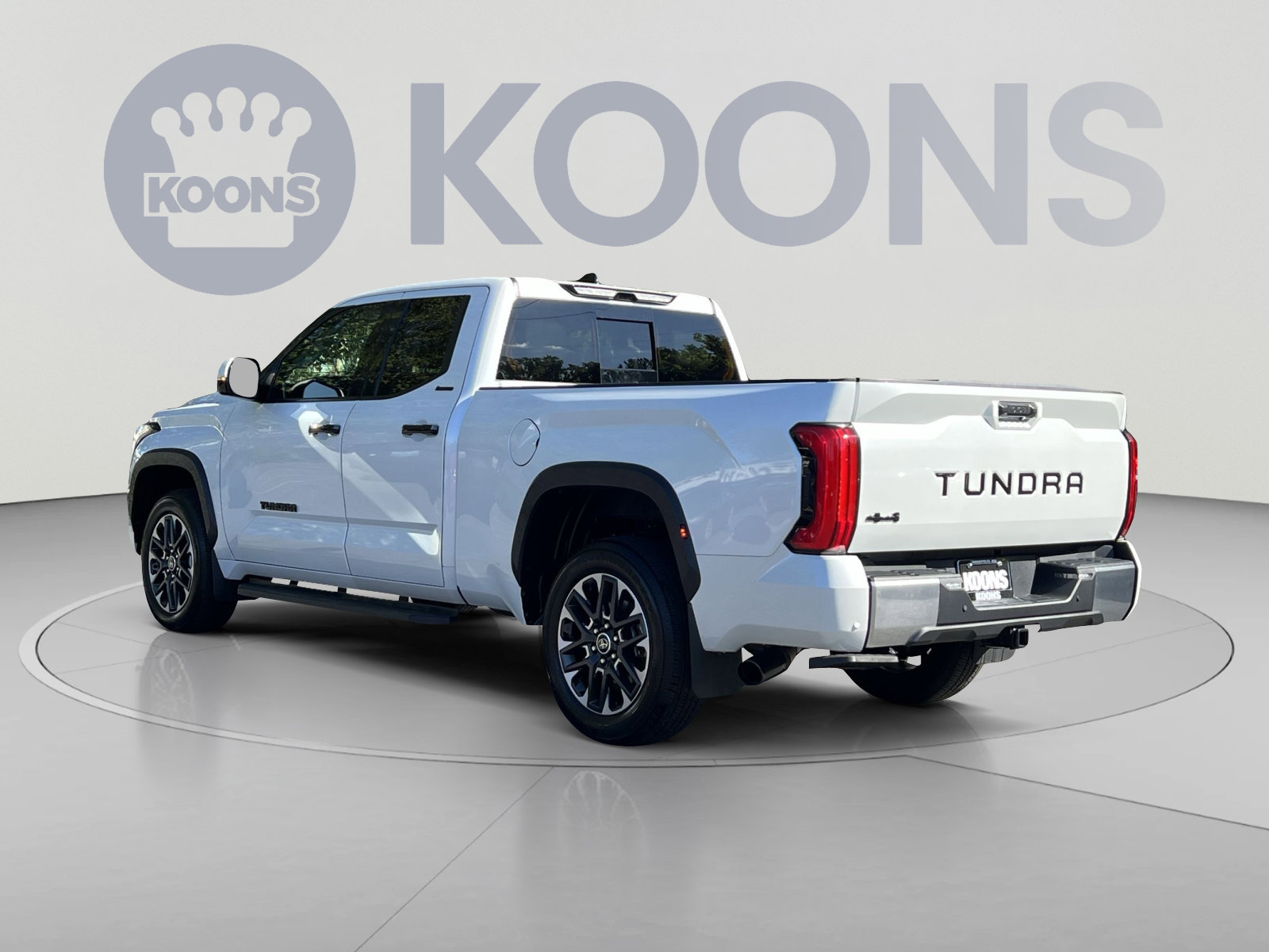 Used 2023 Toyota Tundra Limited AWD/4WD image 7
