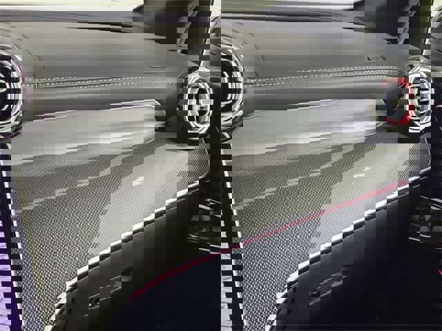 Used 2025 Mercedes-Benz GLC 350e 4MATIC image 38