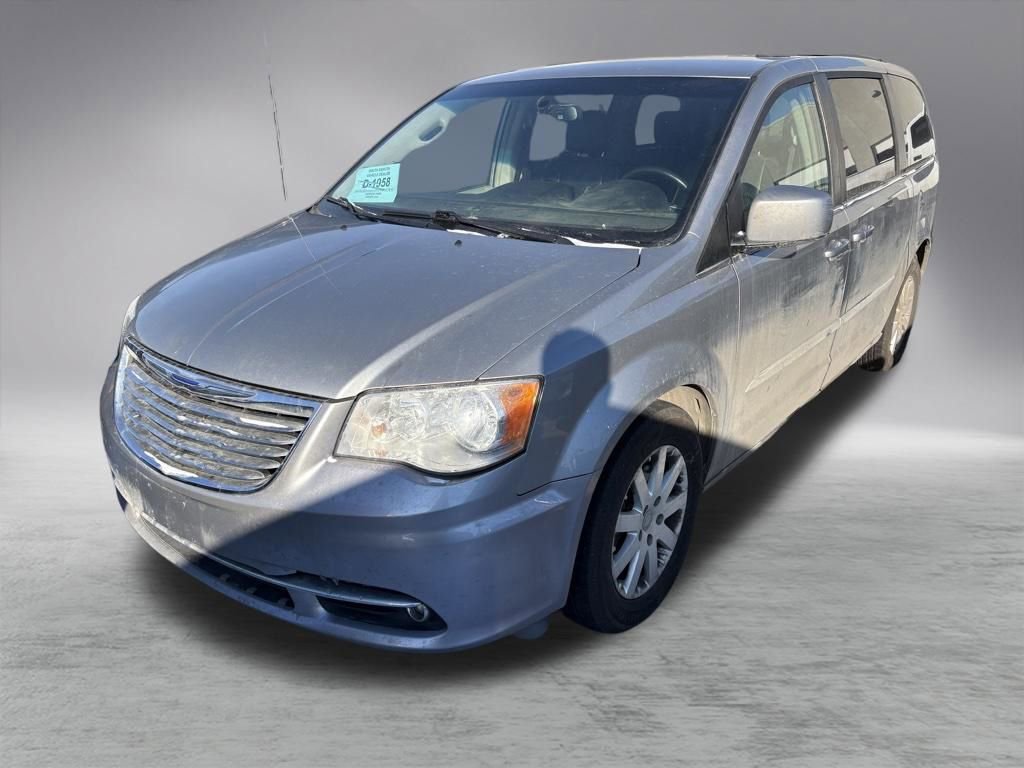 Used 2016 Chrysler Town & Country Touring image 34