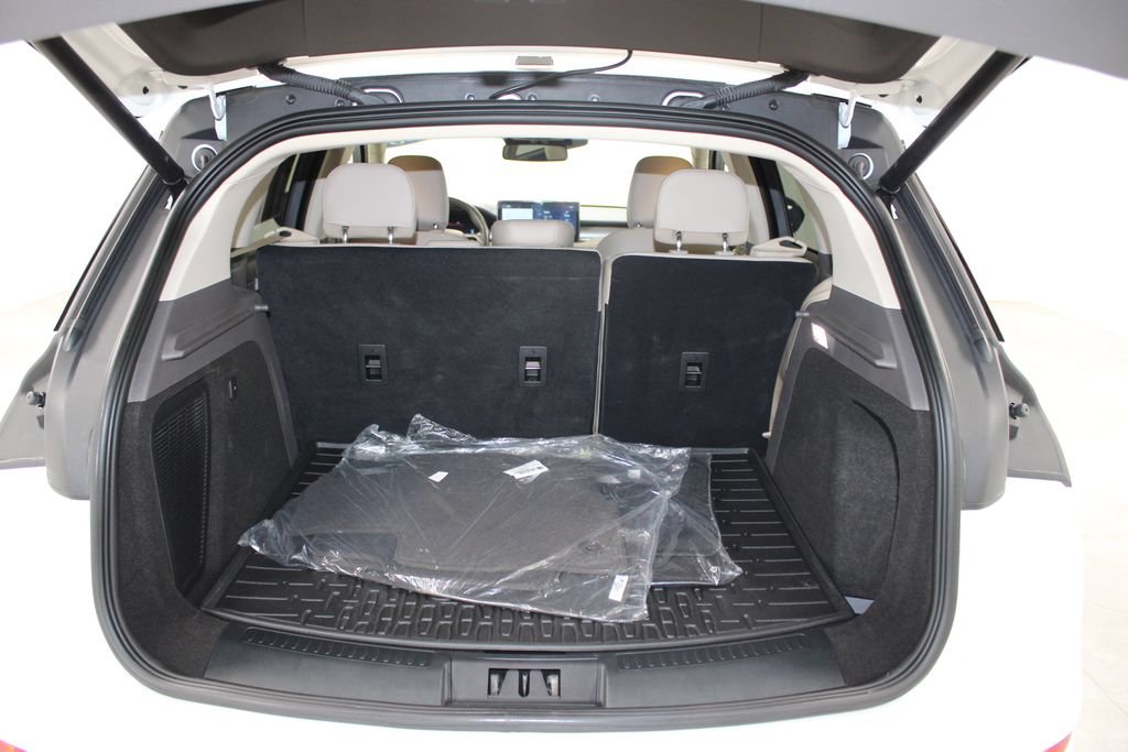Used 2023 Lincoln Corsair FWD image 16