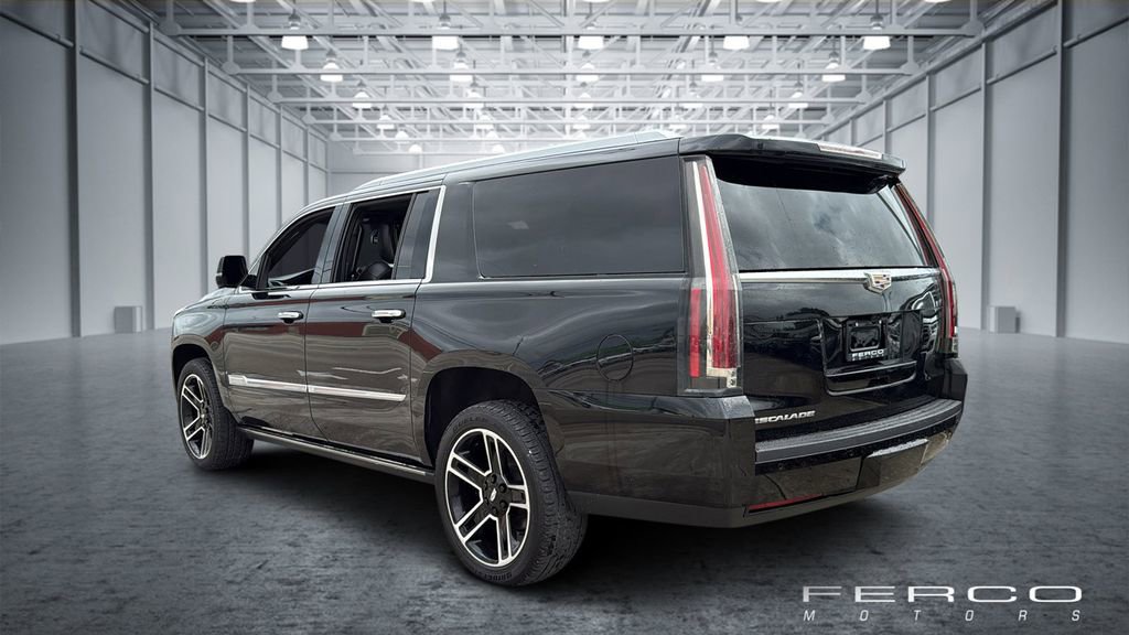 Used 2018 Cadillac Escalade ESV Platinum AWD/4WD image 3