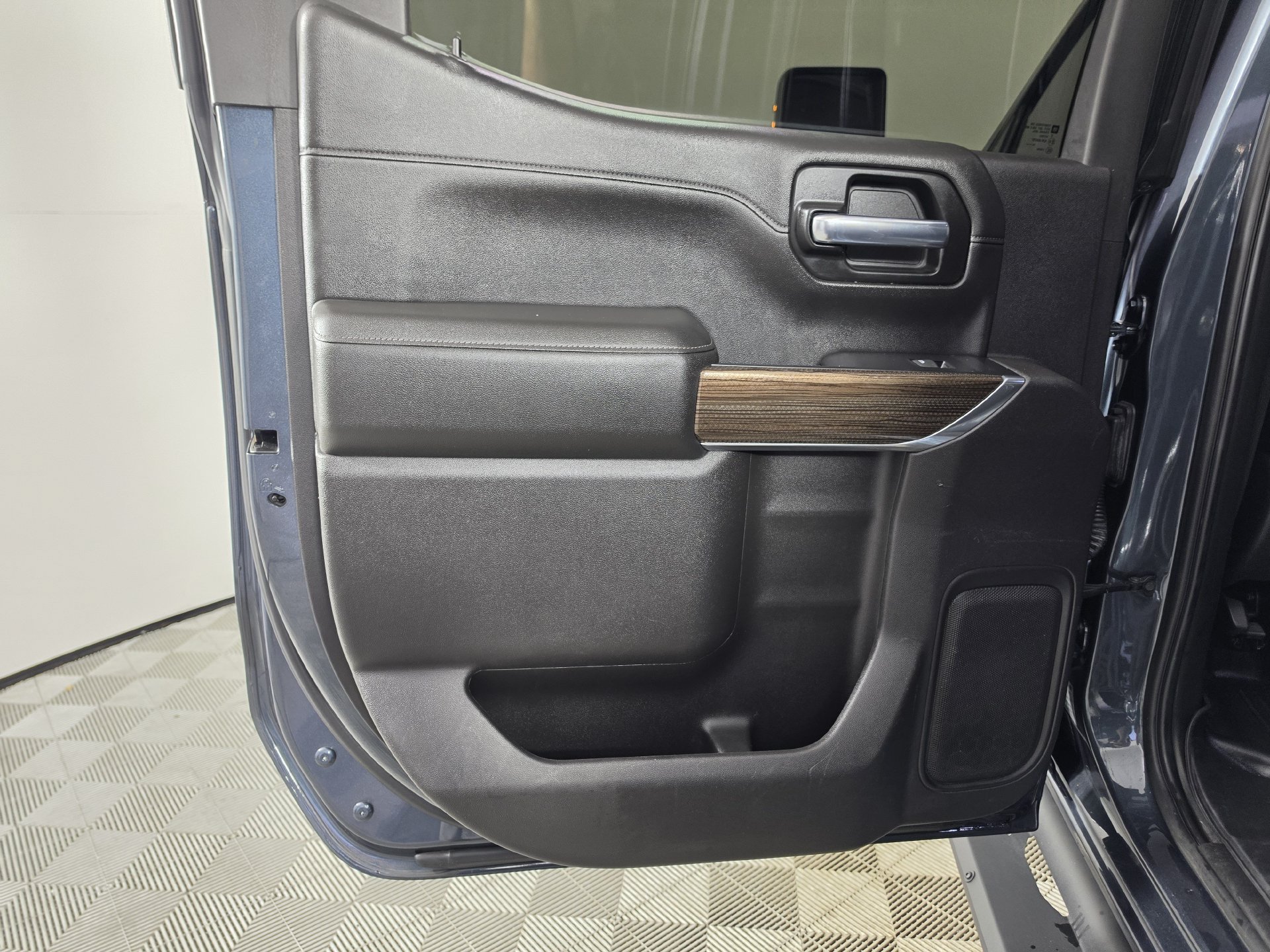 Used 2020 Chevrolet Silverado 1500 RST w/ All-Star Edition AWD/4WD image 26