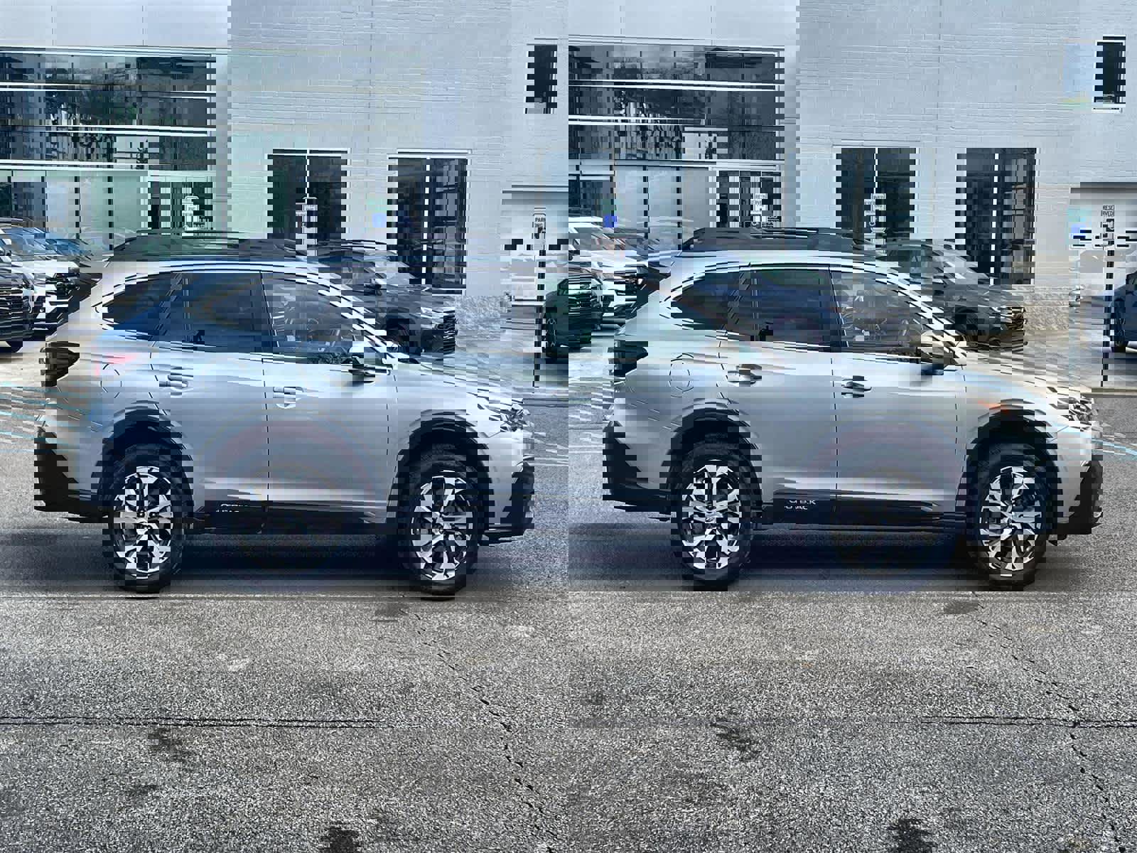 Used 2021 Subaru Outback Limited image 6