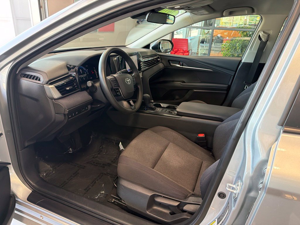 Certified 2025 Toyota Camry LE FWD image 9