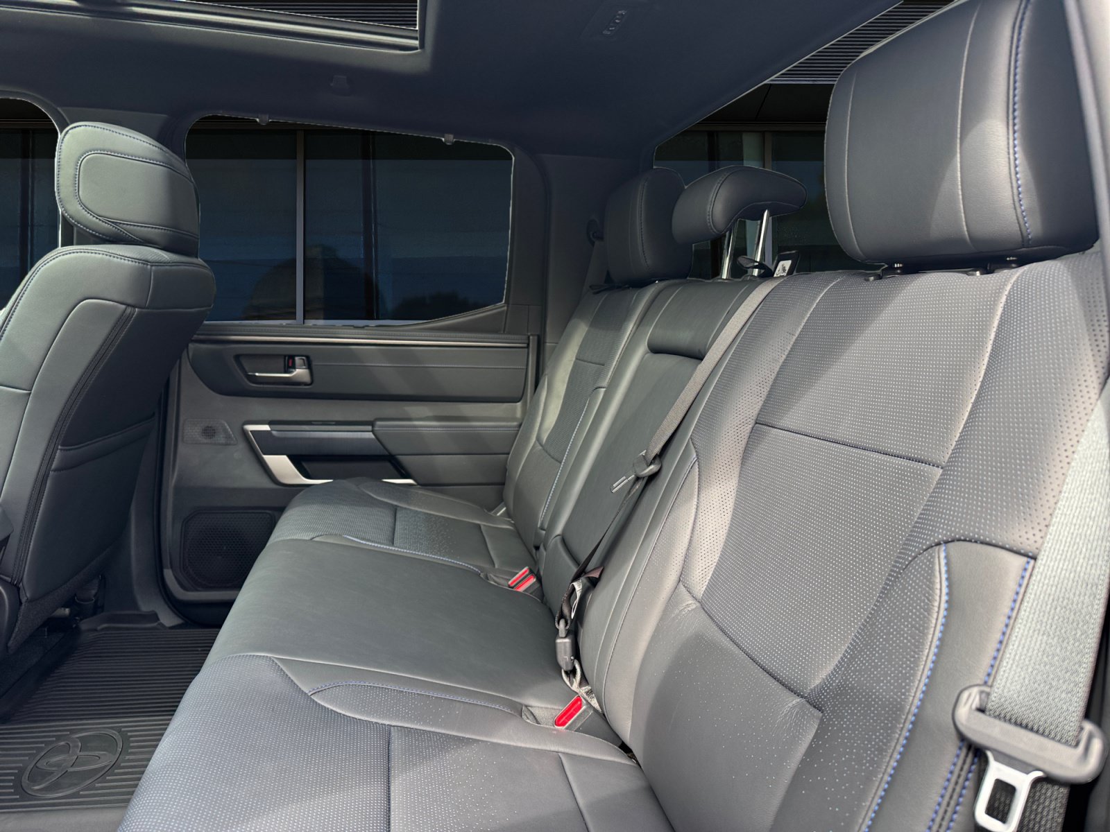 Used 2026 Toyota Tundra Platinum AWD/4WD image 15