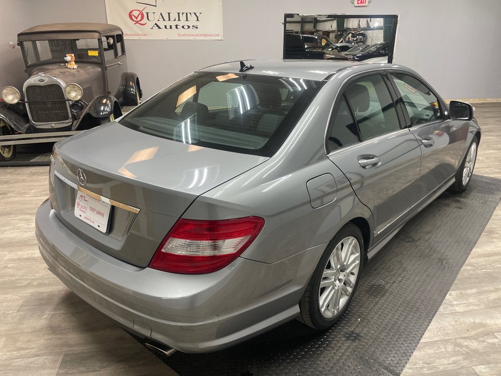 Used 2008 Mercedes-Benz C 300 Sedan image 9