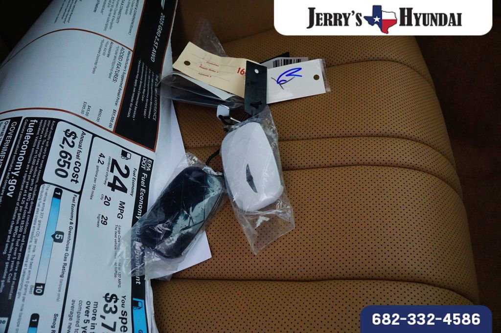 Used 2025 Genesis G80 2.5T image 25