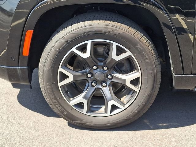 Used 2023 Jeep Wagoneer L Series III image 8