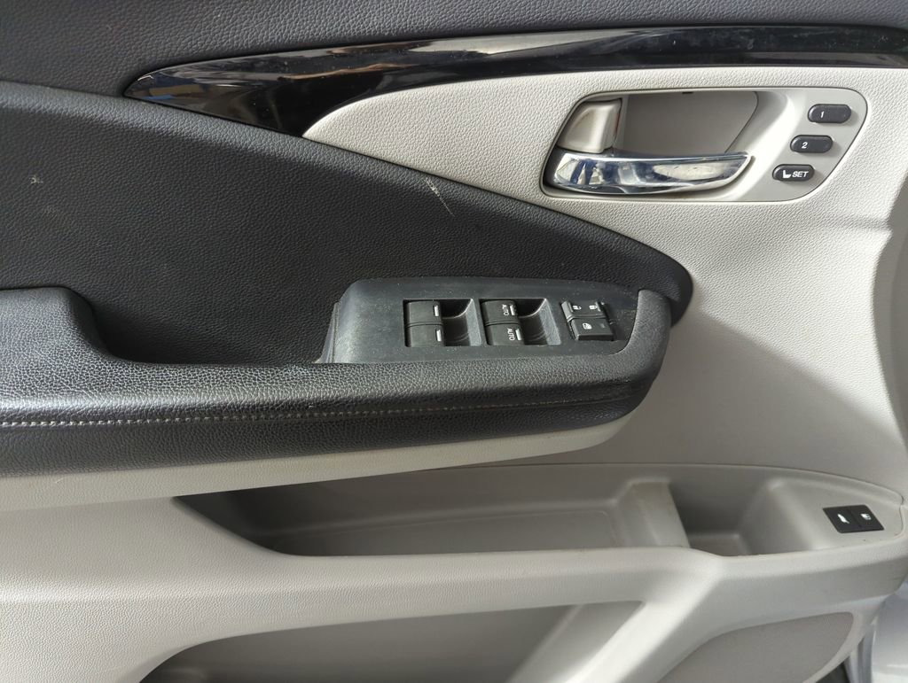 Used 2021 Honda Pilot Elite image 9