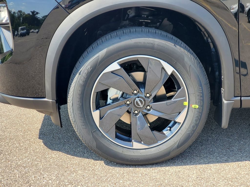 New 2026 Nissan Rogue SV image 5