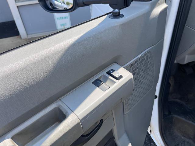 Used 2022 Ford E-350 and Econoline 350 Super Duty w/ Power Windows & Locks Group RWD image 14