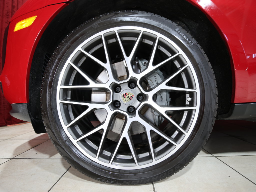 Used 2020 Porsche Macan S w/ Premium Package Plus AWD/4WD image 6