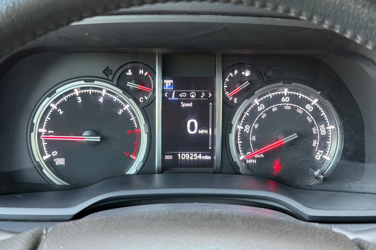 Used 2020 Toyota 4Runner TRD Off-Road Premium AWD/4WD image 27