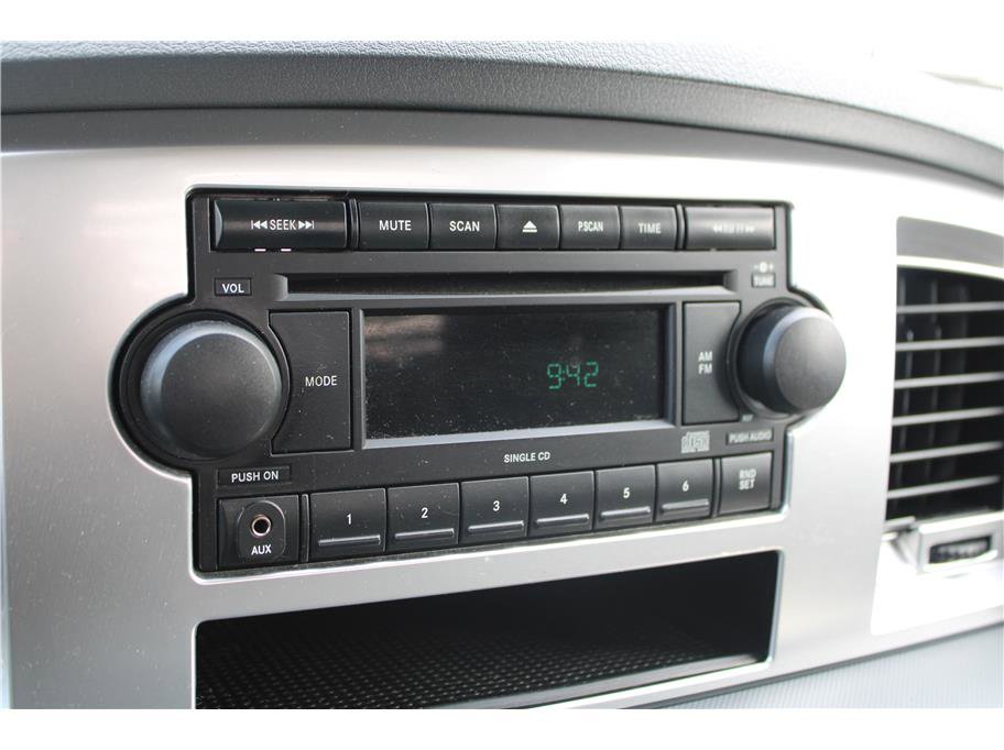 Used 2007 Dodge Ram 1500 Truck SLT image 18