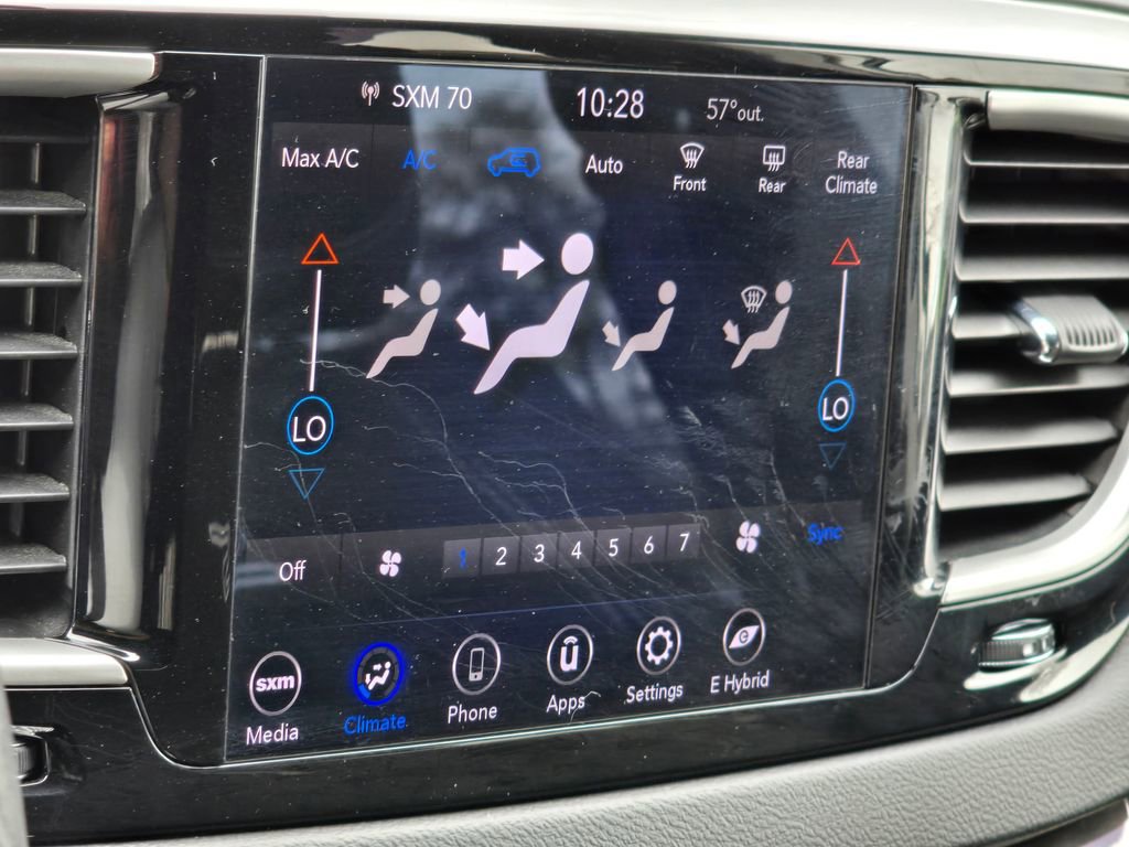 Used 2020 Chrysler Pacifica Touring w/ S Appearance Package image 39