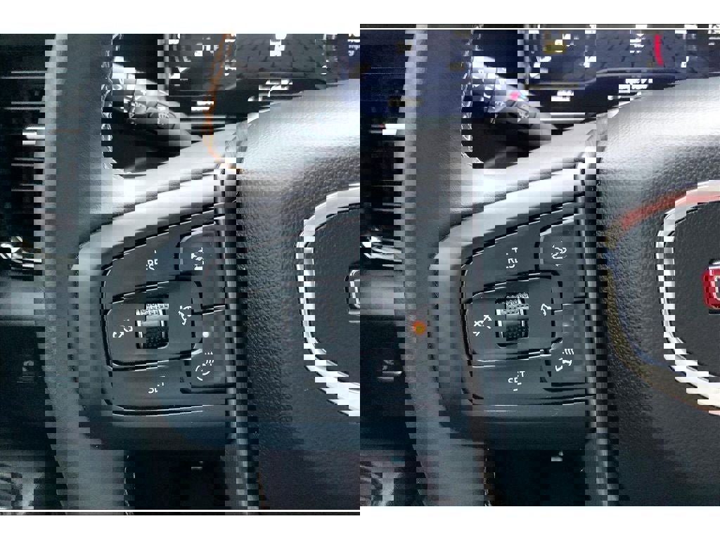 Used 2024 GMC Sierra 2500 AT4 w/ Technology Package image 20