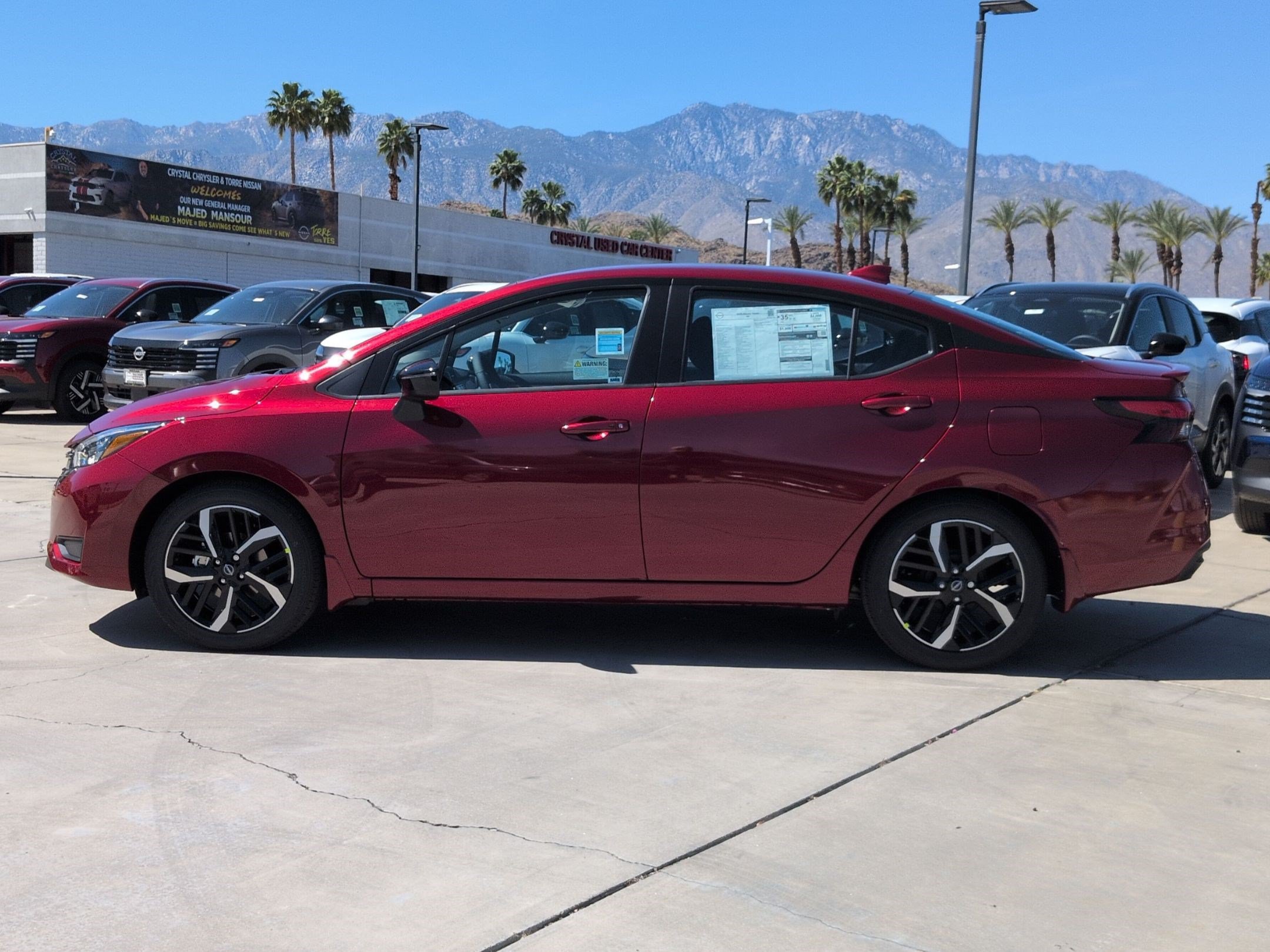 New 2025 Nissan Versa SR w/ Trunk Package FWD image 3