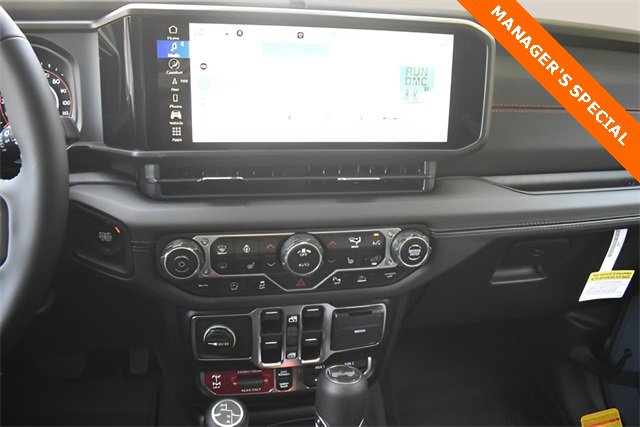 New 2025 Jeep Wrangler Rubicon w/ Technology Group image 21