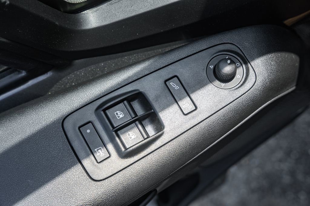 New 2025 RAM ProMaster 3500 w/ Quick Order Package 22G SLT image 32