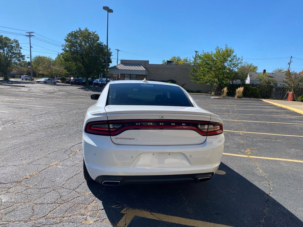 Used 2018 Dodge Charger GT image 4