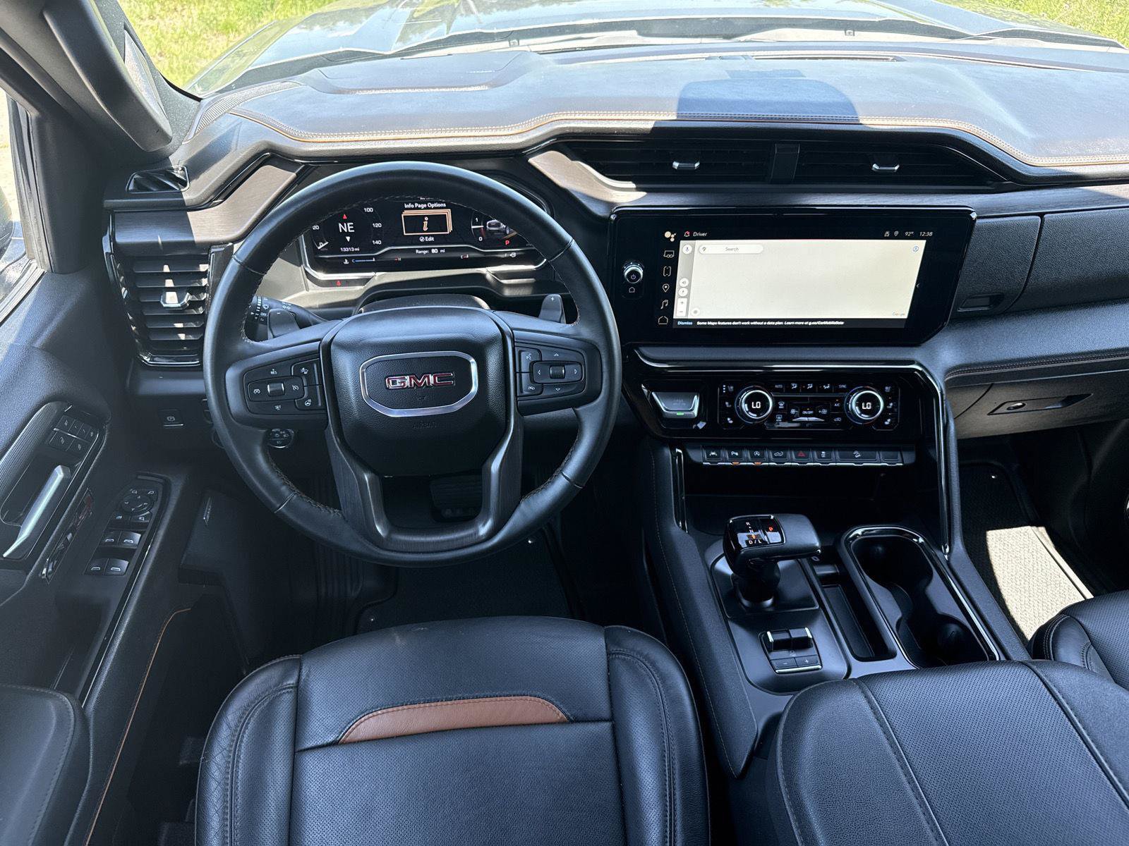Used 2024 GMC Sierra 1500 AT4 w/ AT4 Premium Package AWD/4WD image 16