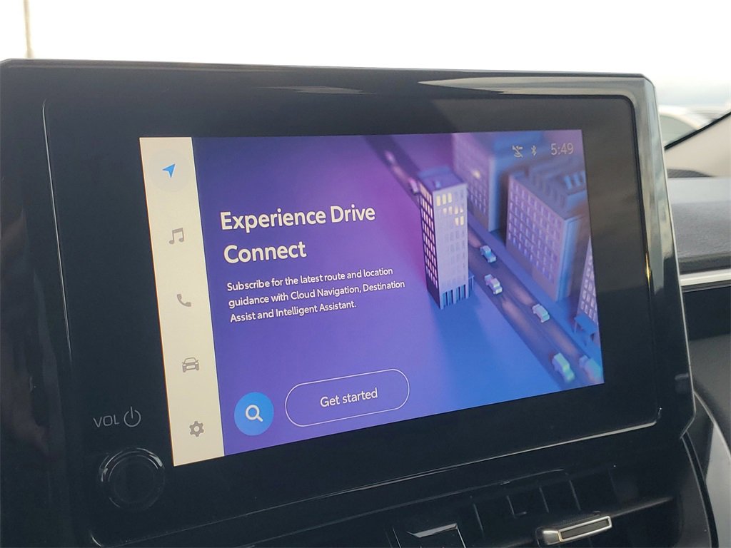 Used 2023 Toyota Corolla Cross XLE image 27