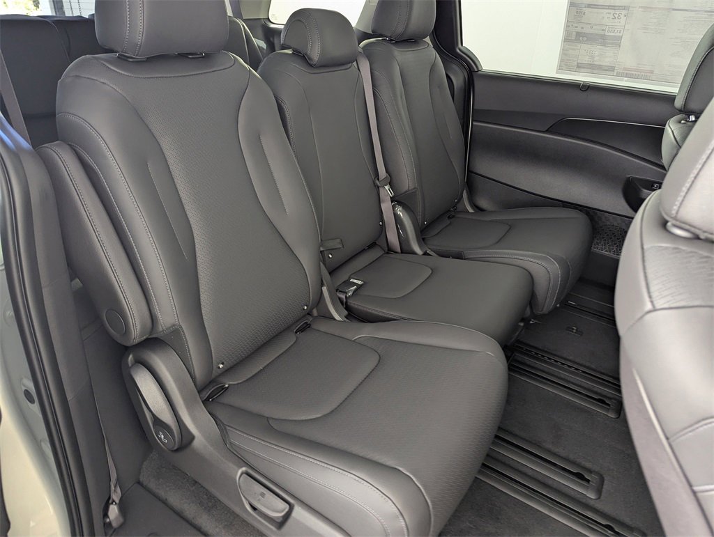 New 2026 Kia Carnival SX Prestige image 36