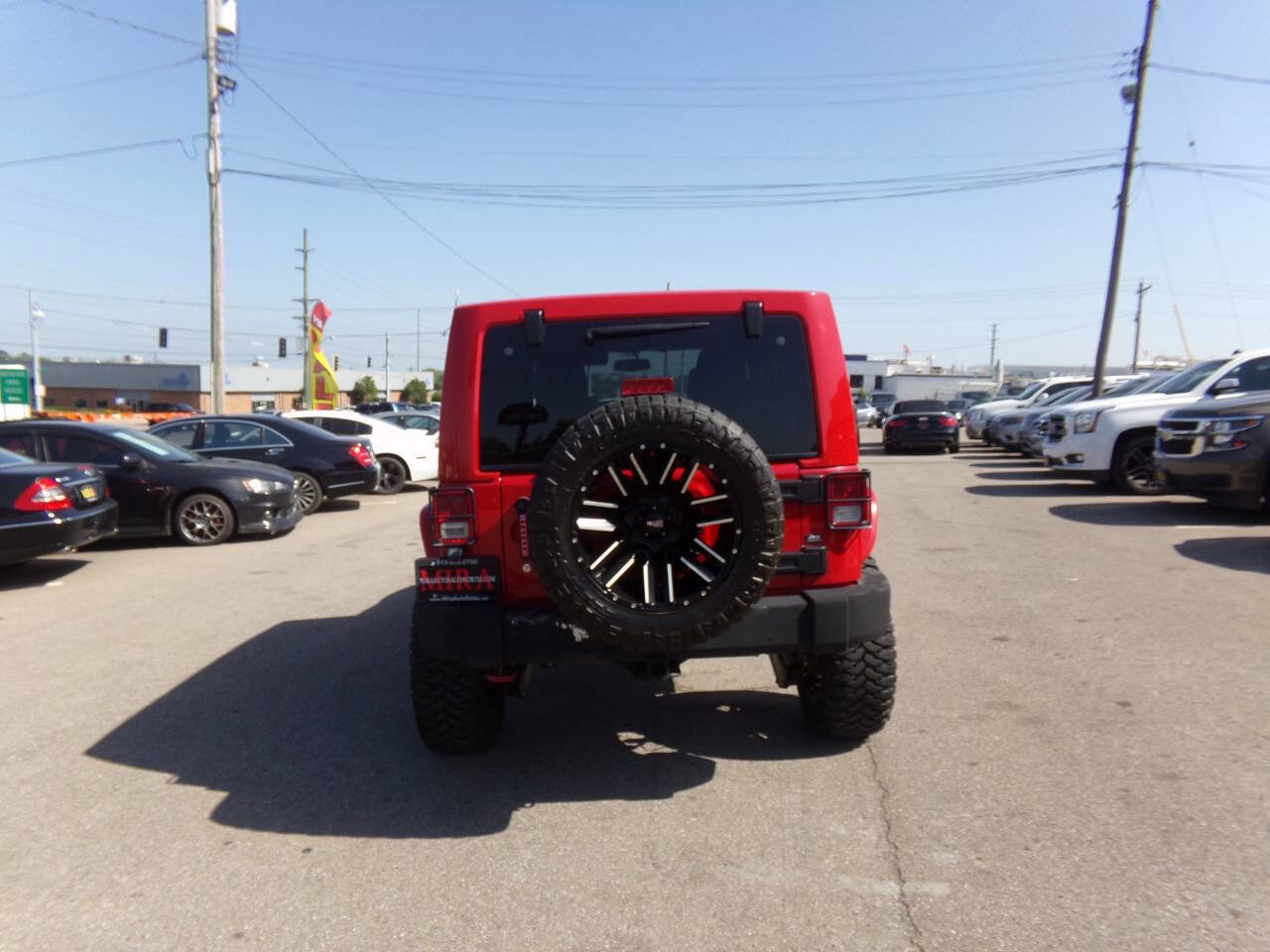 Used 2014 Jeep Wrangler Unlimited Sahara w/ Connectivity Group image 7