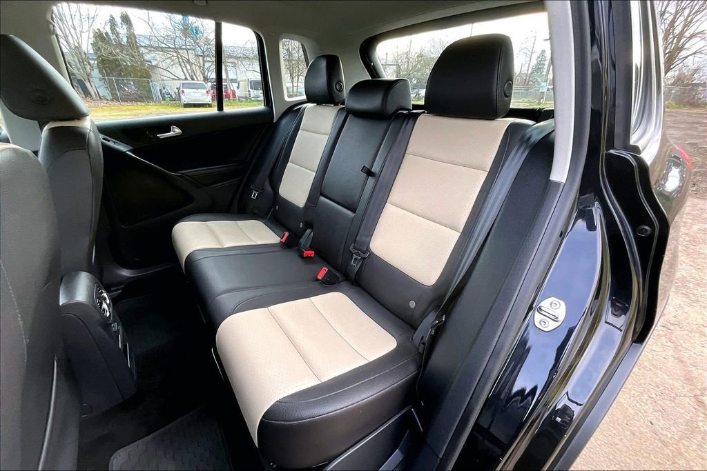 Used 2017 Volkswagen Tiguan S AWD/4WD image 22