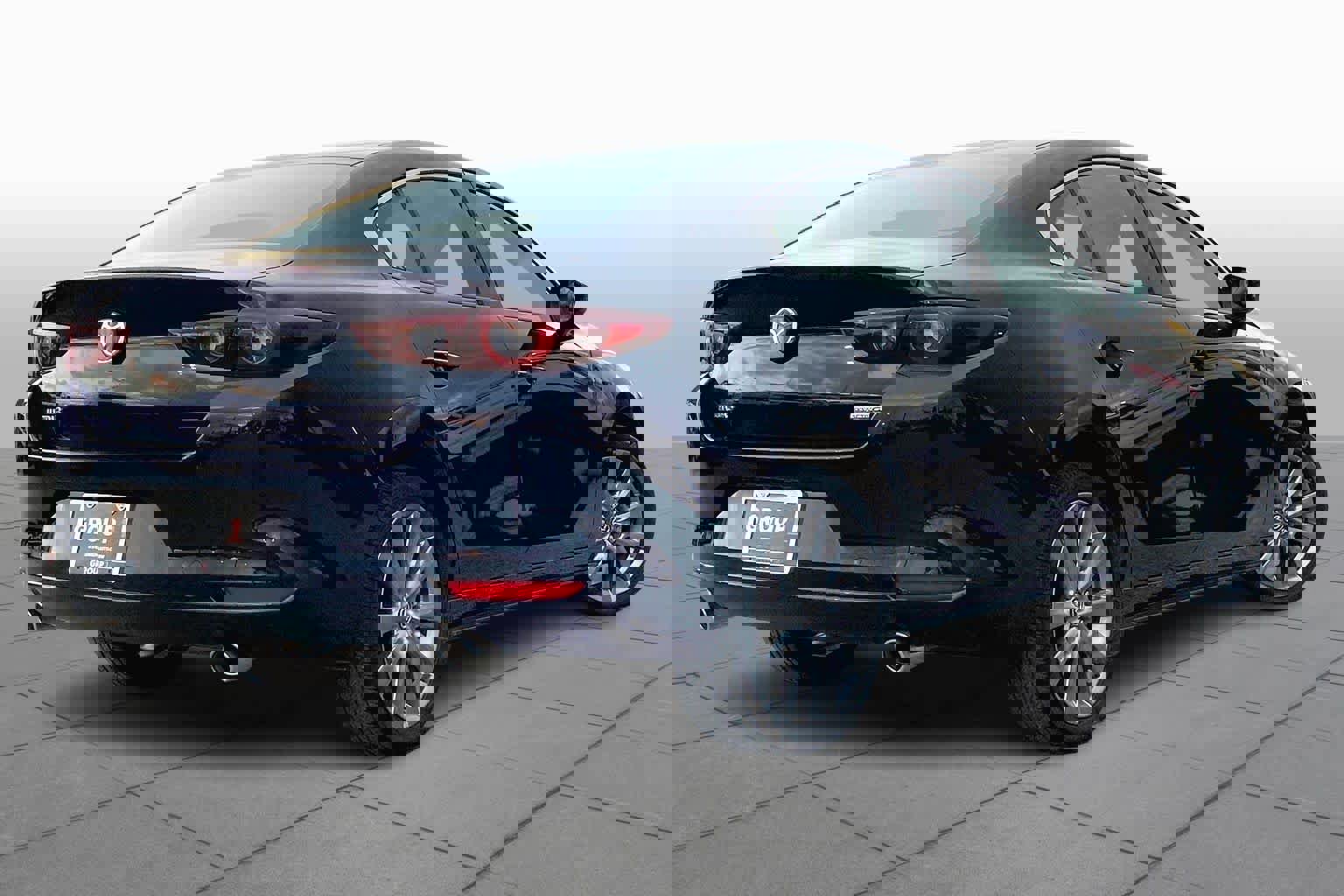 Used 2025 MAZDA MAZDA3 s image 10