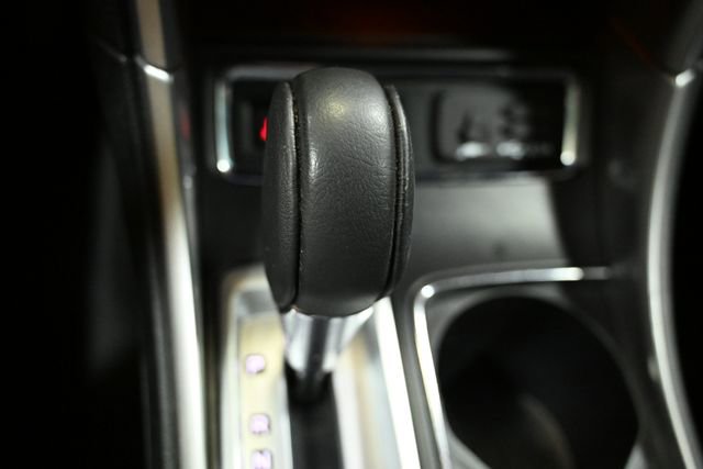 Used 2022 Subaru Ascent Premium w/ Convenience Package image 29