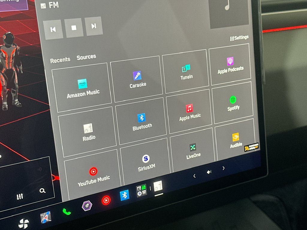 Used 2025 Tesla Cybertruck AWD Crew Cab image 29