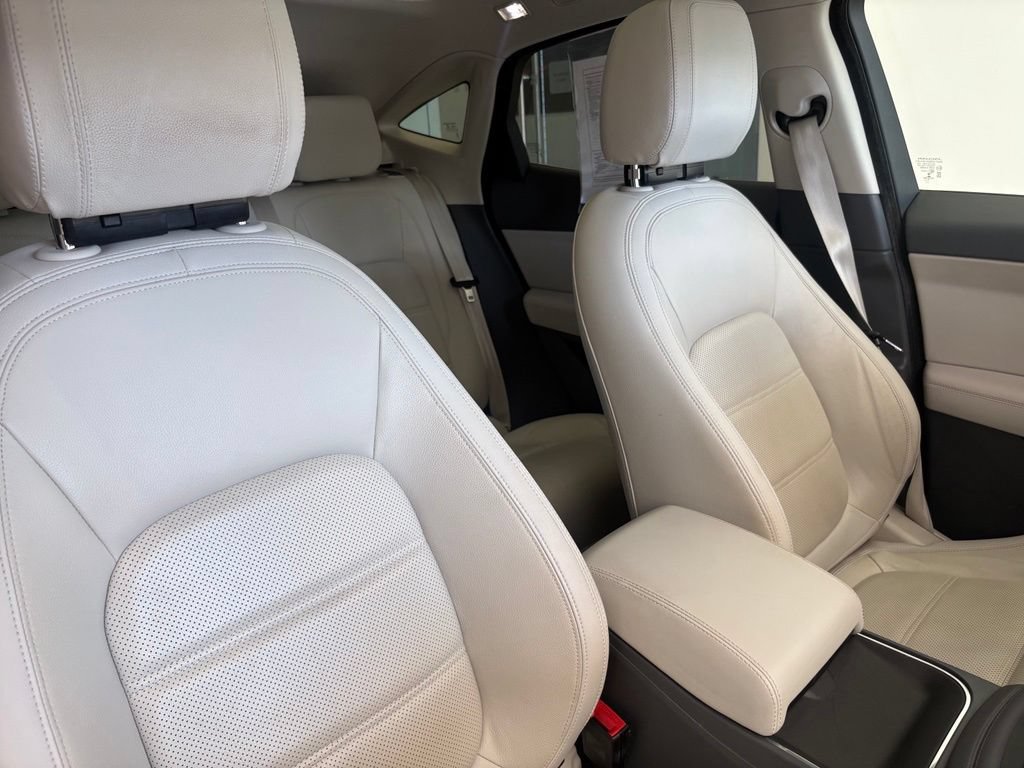 Used 2019 Jaguar E-PACE SE AWD/4WD image 24