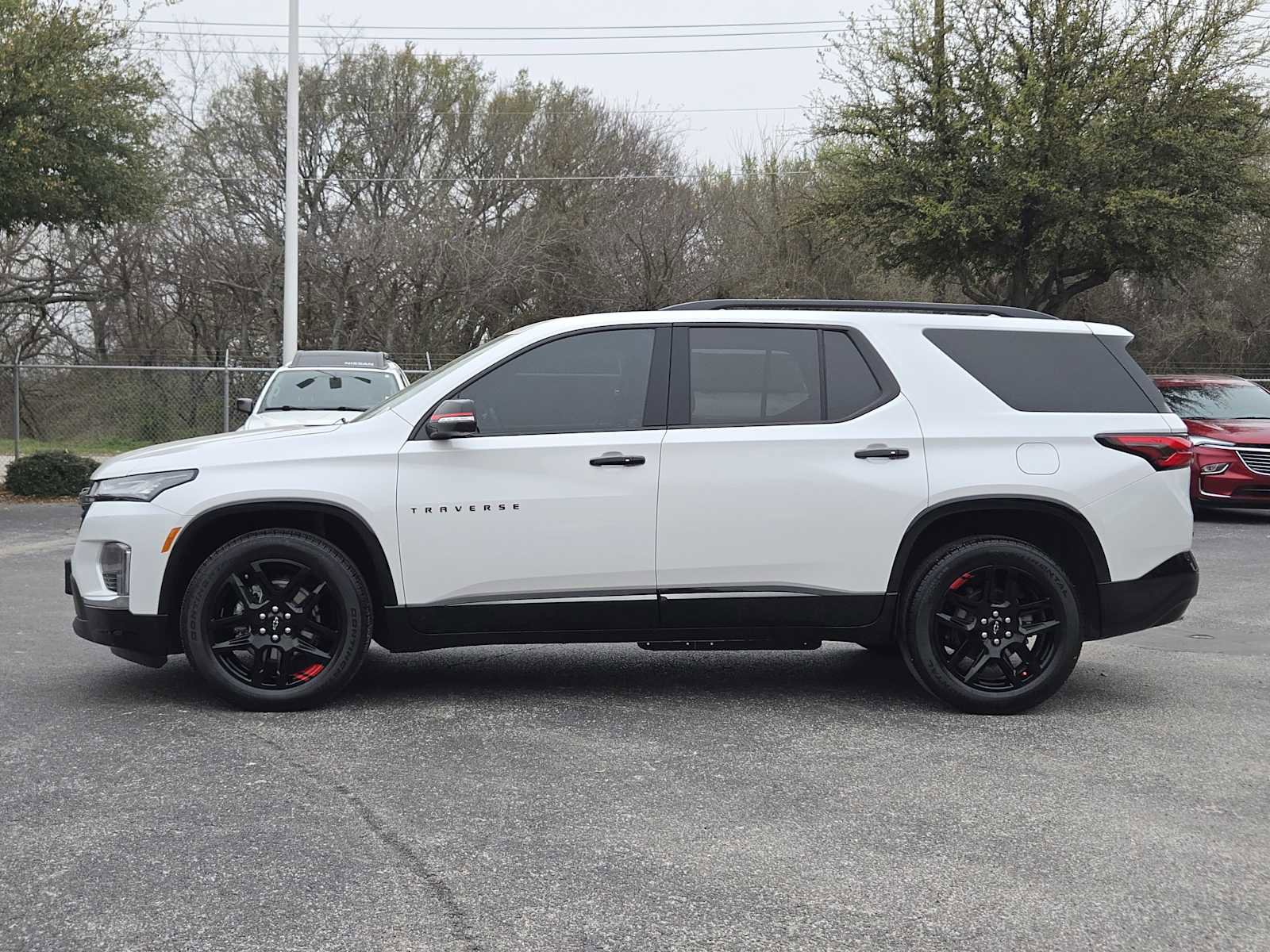 Certified 2023 Chevrolet Traverse Premier w/ Redline Edition image 5
