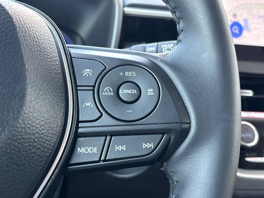 Used 2026 Toyota Corolla Cross XLE w/ Convenience Package FWD image 23