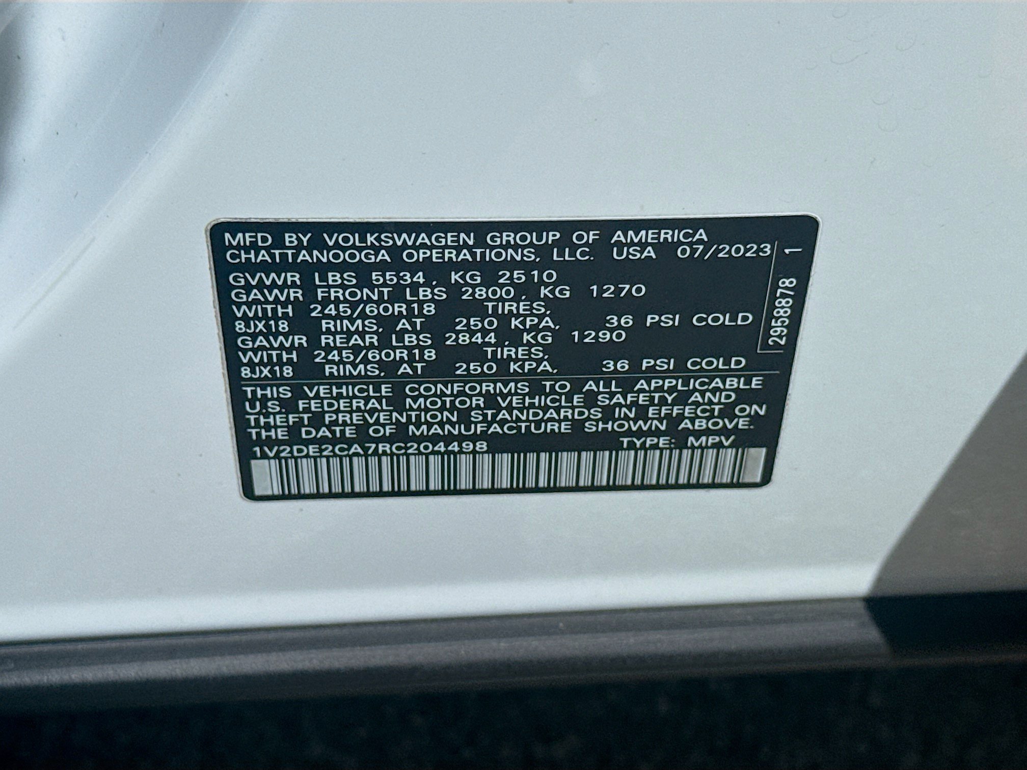Certified 2024 Volkswagen Atlas Cross Sport SE FWD image 37