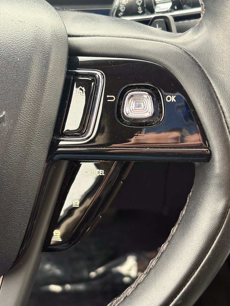 Used 2023 Lincoln Corsair AWD image 18