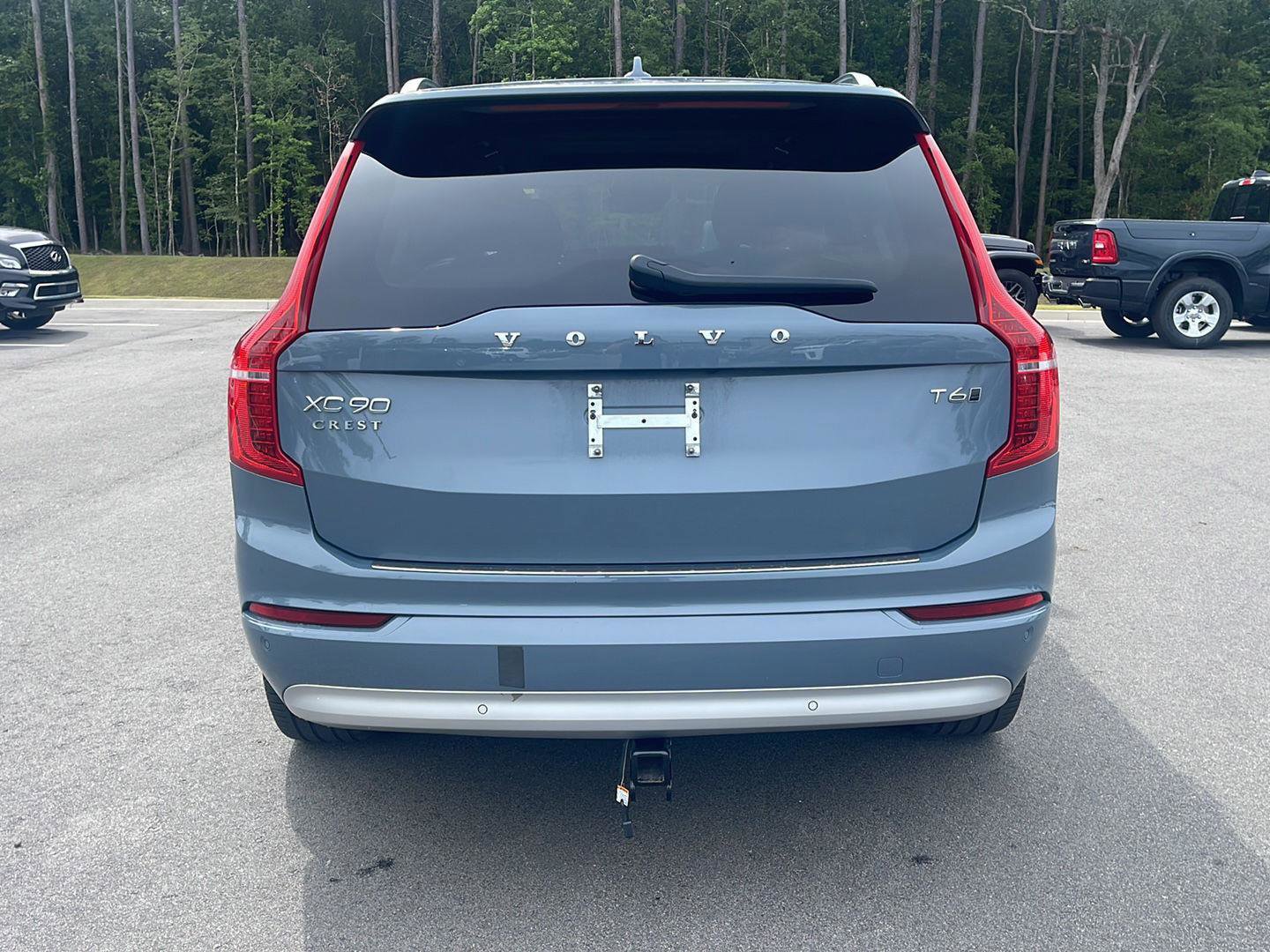 Used 2022 Volvo XC90 T6 Momentum w/ Advanced Package AWD/4WD image 6