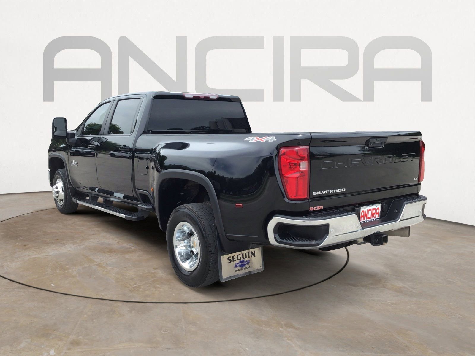 Used 2024 Chevrolet Silverado 3500 LT w/ Texas Edition AWD/4WD image 7